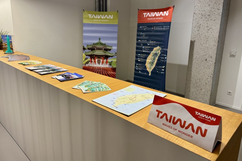 駐阿姆斯特丹台灣觀光服務分處　辦公室裡面