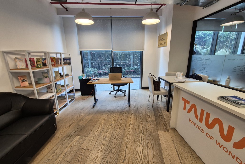 駐孟買台灣觀光服務分處　辦公室裡面